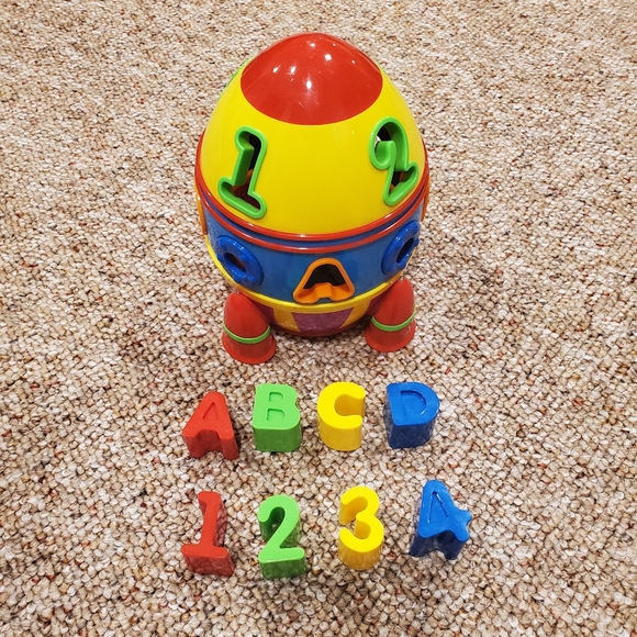 rocket shape sorter